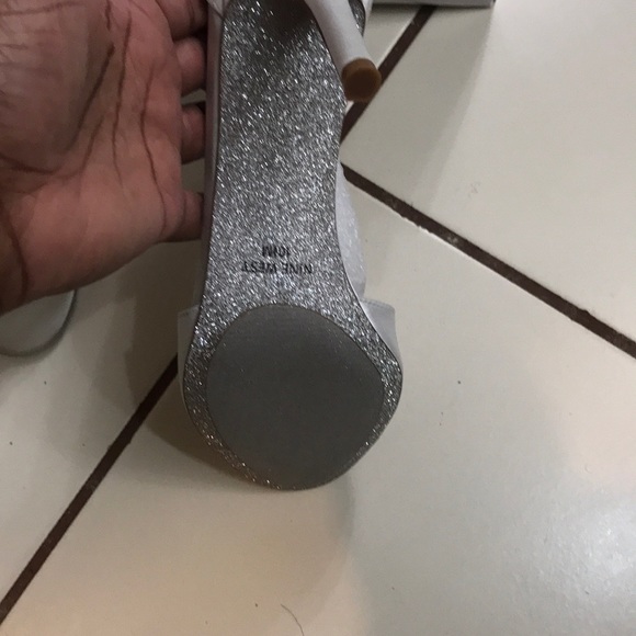 9 West Heels - Picture 2 of 4